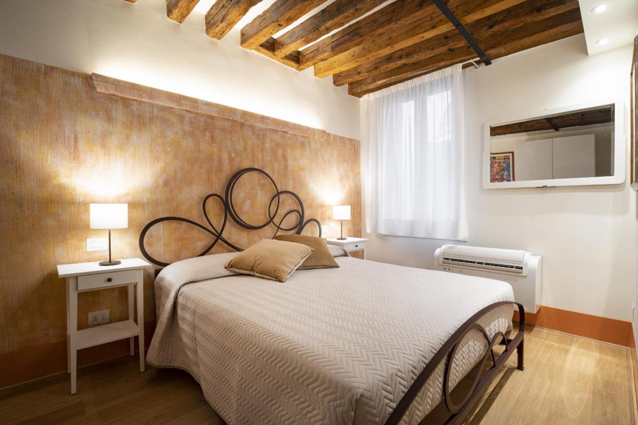 Rialto Sant'Aponal Prestige By Wonderful Italy Apartman Velence Kültér fotó